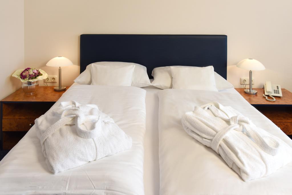 Hotel Arkadia Friedrichsdorf Exteriér fotografie