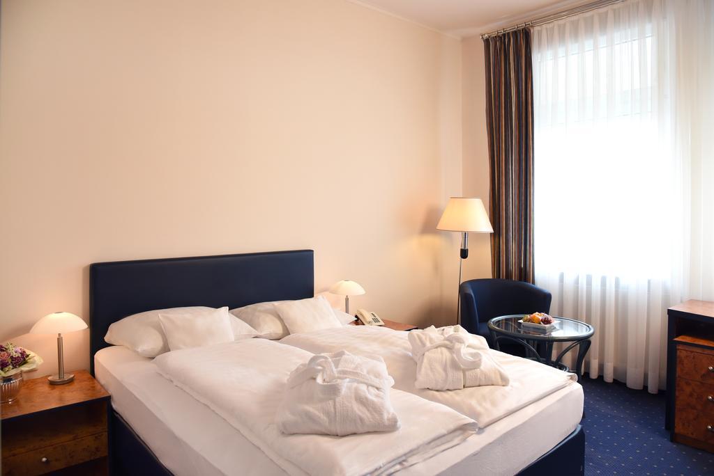 Hotel Arkadia Friedrichsdorf Exteriér fotografie
